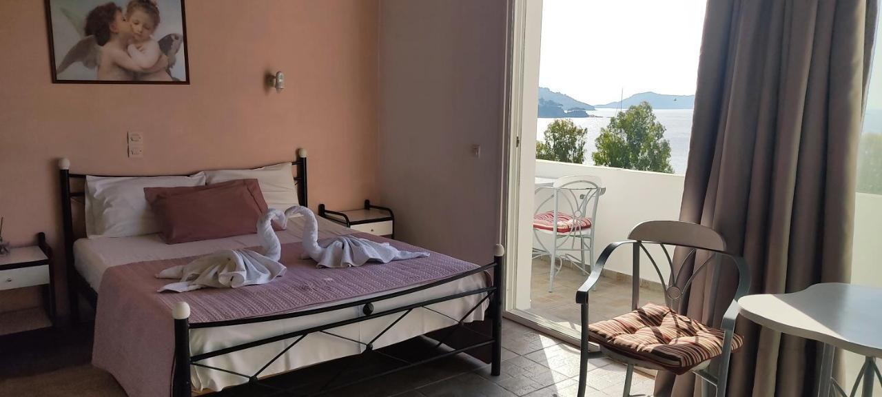 Amaranthos Skiathos View Megali Ammos  Exterior photo